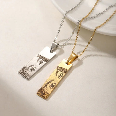 Custom Sketch Portrait Necklace – Unique Gift Jewelry